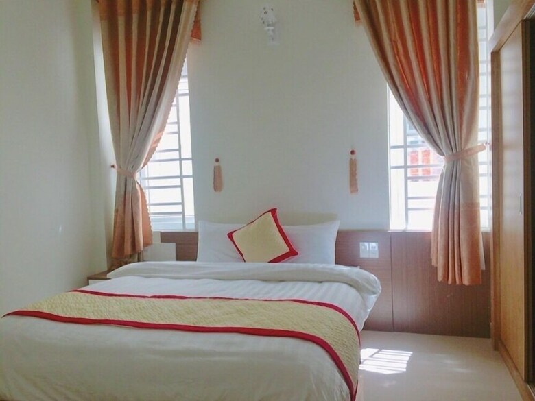 Hotel Khach San Phuong Nguyen