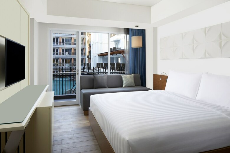 Hotel Fairfield By Marriott Bali Kuta Sunset Road