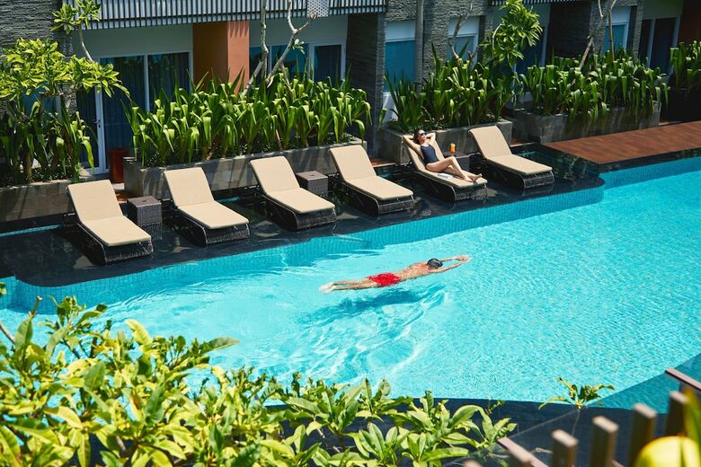 Hotel Fairfield By Marriott Bali Kuta Sunset Road