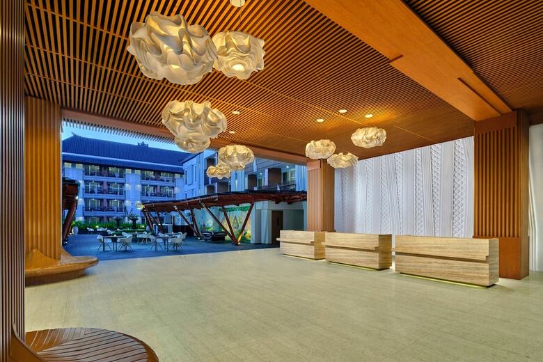 Hotel Fairfield By Marriott Bali Kuta Sunset Road