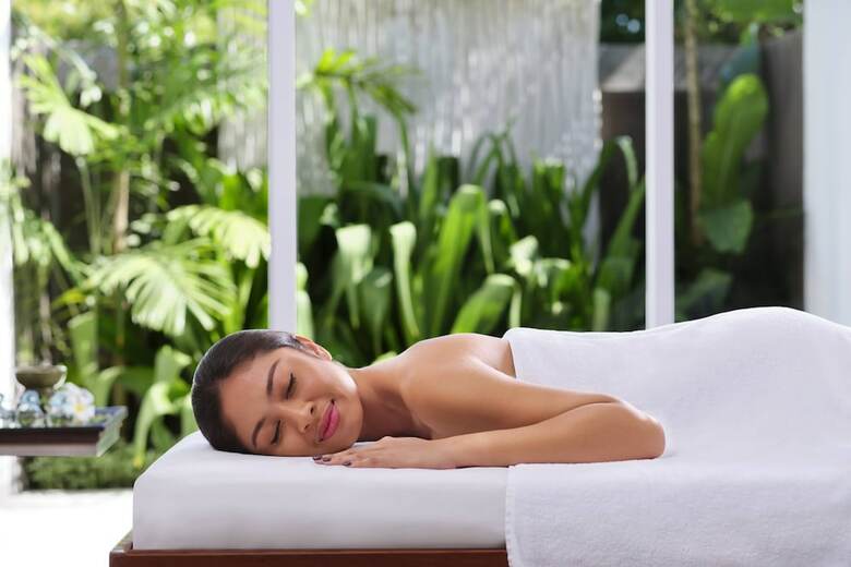 Hotel Fairfield By Marriott Bali Kuta Sunset Road