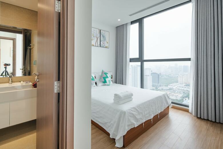 Aparthotel Luxury Apartment Vinhomes Skylake