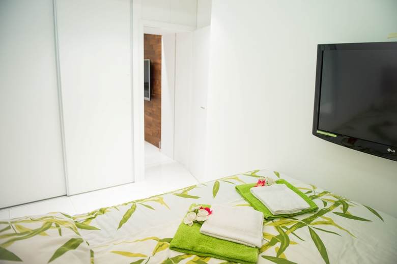 Apartamentos First Floor Flat - Adults Only