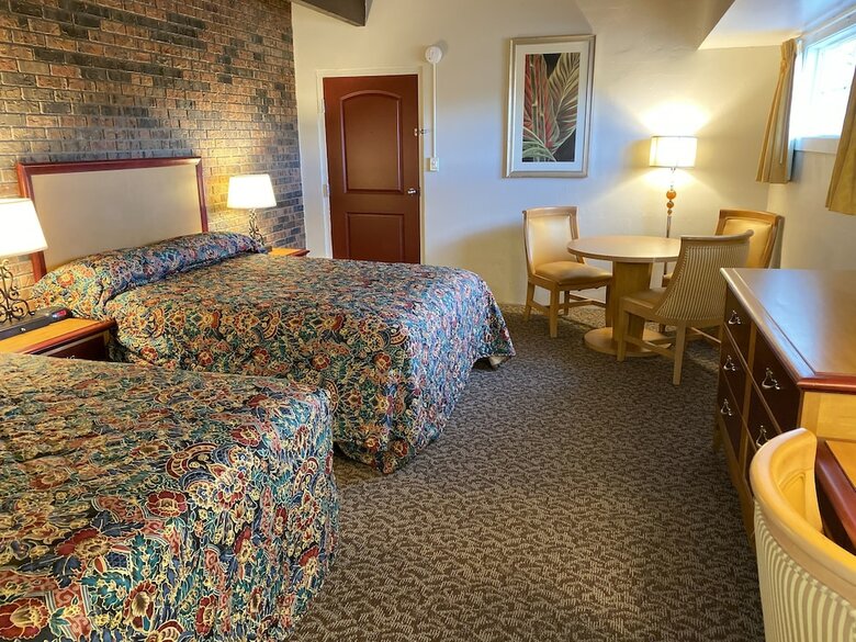 Hotel Dunes Inn