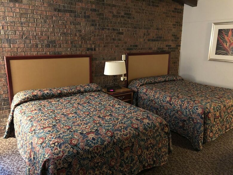 Hotel Dunes Inn