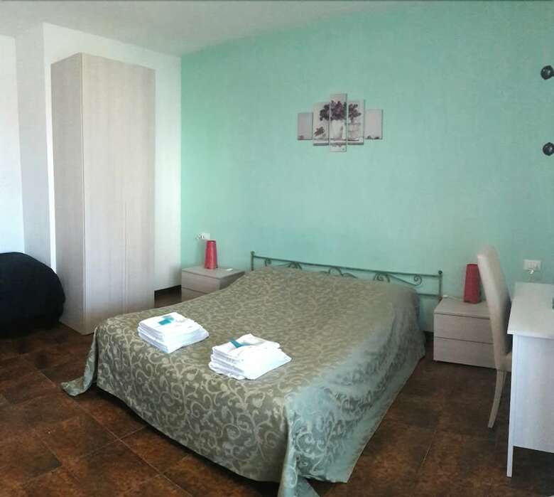 Hotel Etruria Airport Apartment