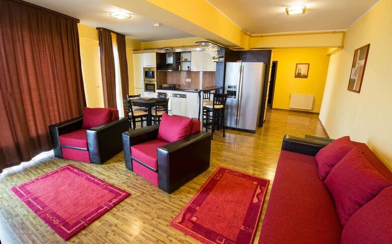 Apart Holiday Tania Mamaia