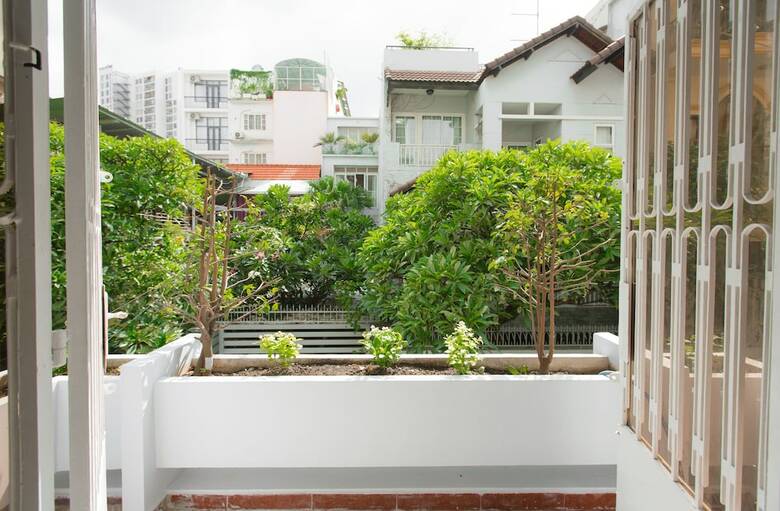 Aparthotel Cbd Home 3 - Home In Central - The Art