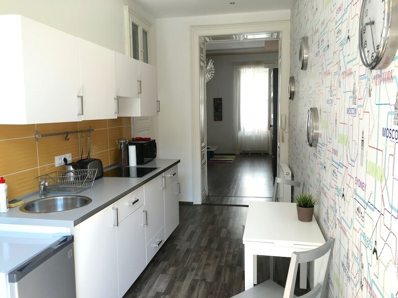 Budget Apartment By Hi5 - Kir�ly 99.
