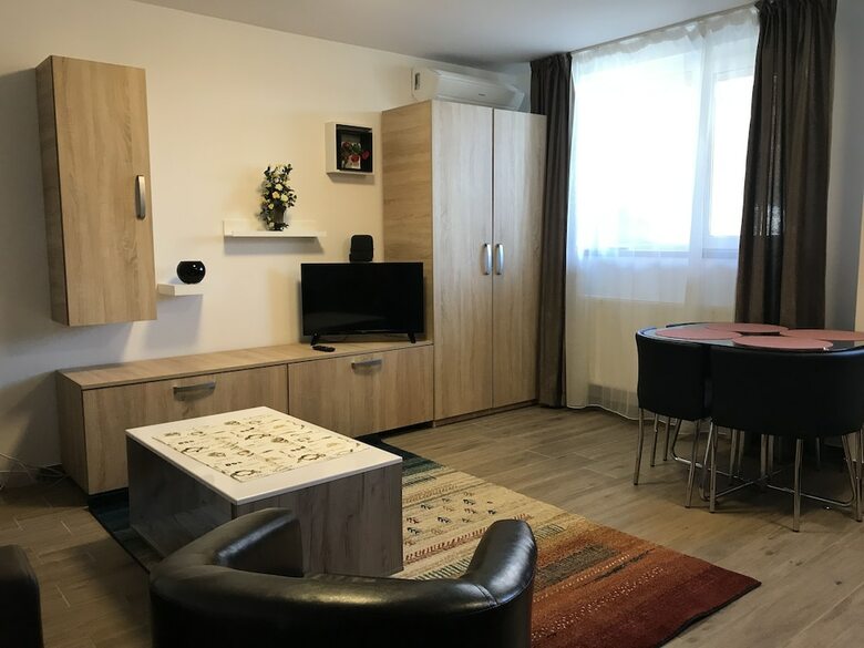 Two Room Apartment Militari Residence M9