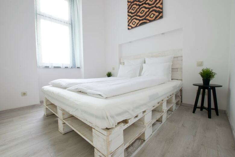 Standard Apartment By Hi5 - Wessel�nyi 8.