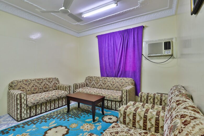 Oyo 285 Masharef Furnished Units In