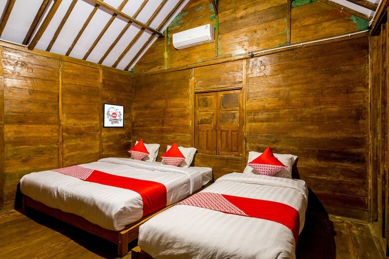 Hostal Oyo 1304 Roemah Gladak Kebon Sidoluhur