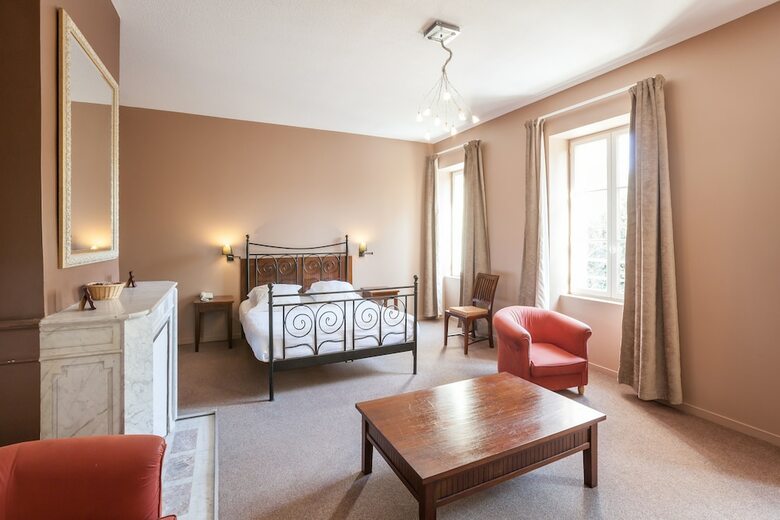 Hotel Domaine Du Pont De L'eyre