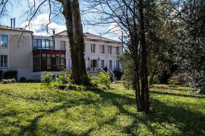 Hotel Domaine Du Pont De L'eyre