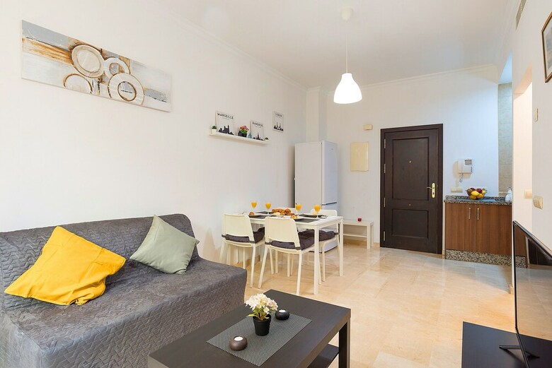 Apartamentos Carreteria City Center