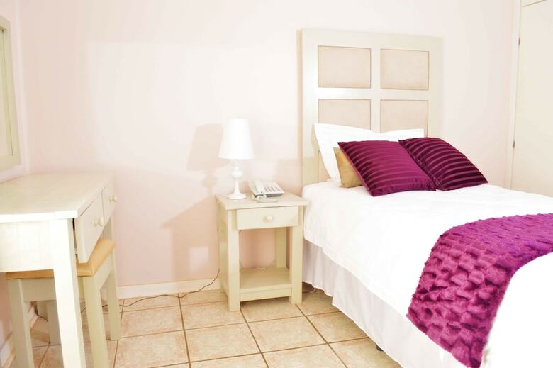 Hotel Empoza Seaview Guesthouse