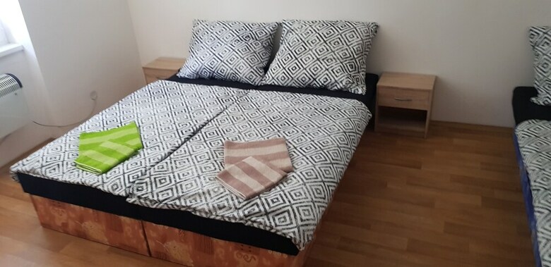 Apartamentos Penzi�n ?koln� Chomutov