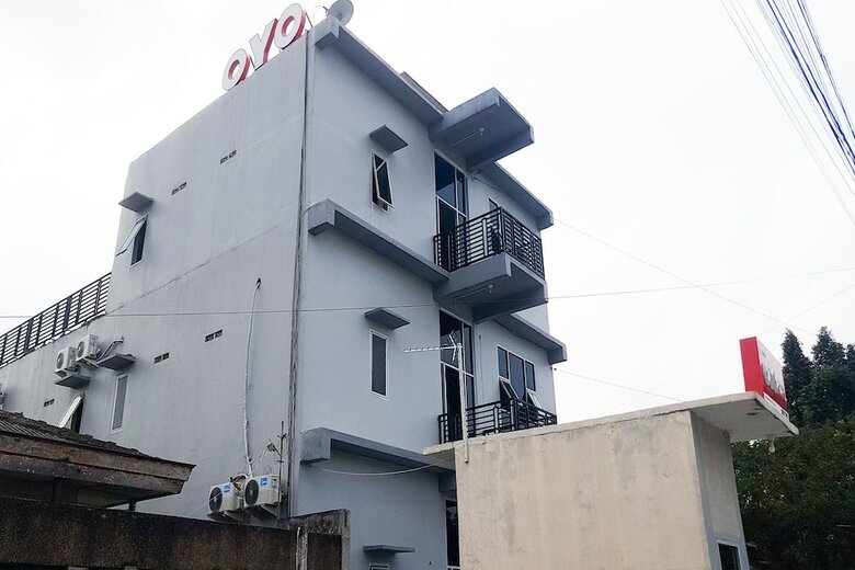 Hostal Oyo 1243 9-haan Homestay