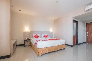 Oyo 1081 Allson City Hotel Makassar