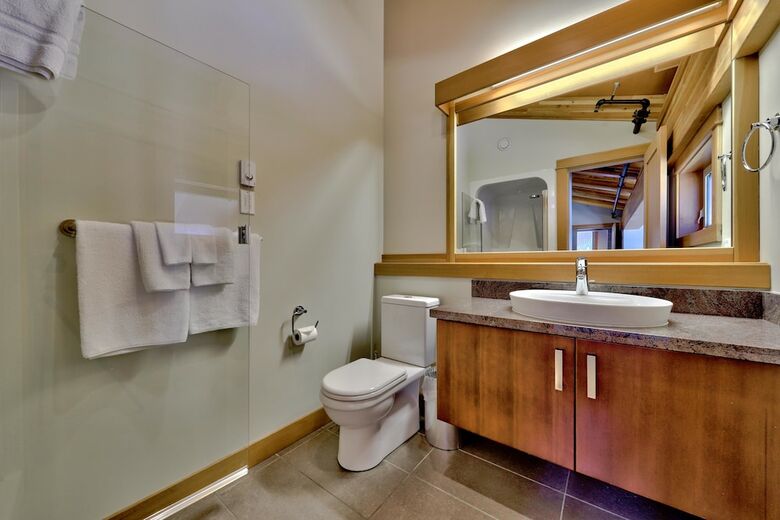 Kookaburra Lodge #401 By Bear Country