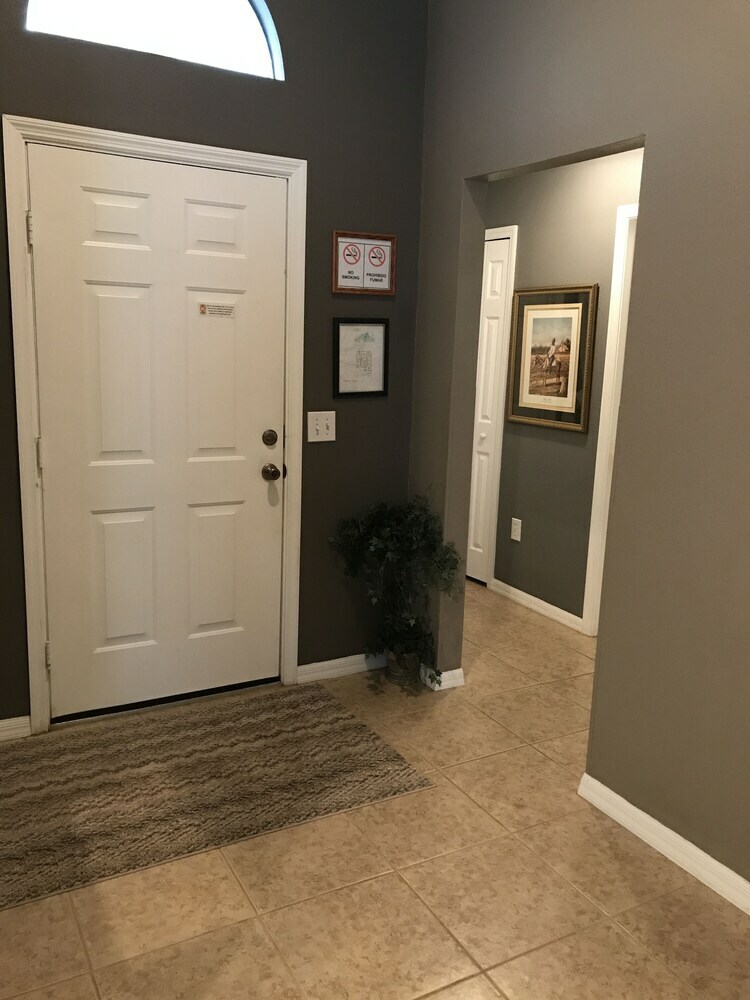 4 Bedroom Pool Home