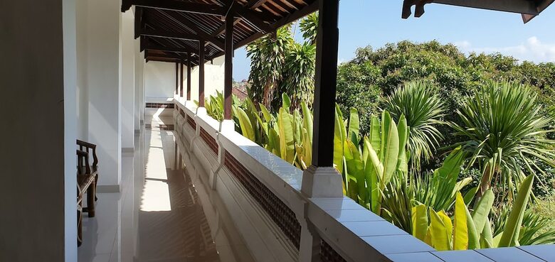 Hotel Rasa Sayang Beach Inntanjung Benoa