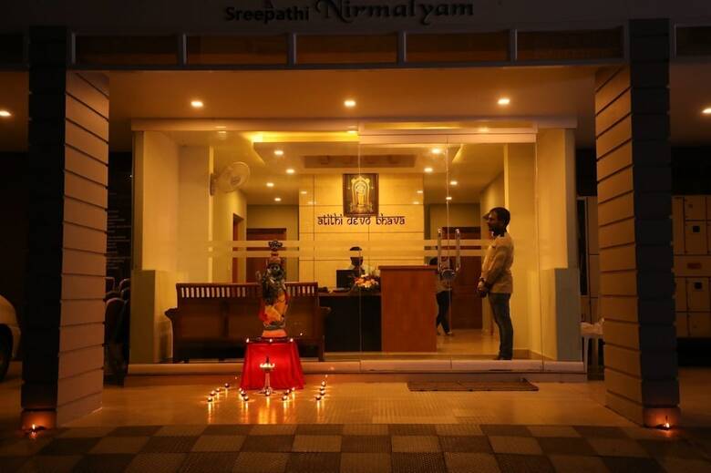 Hotel Sreepathi Nirmalyam