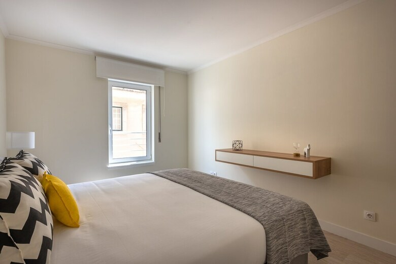 Apartamentos Classic Modern With A Splash Of Glam