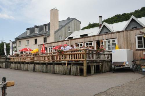 Hotel Logis Le Rouge Gazon