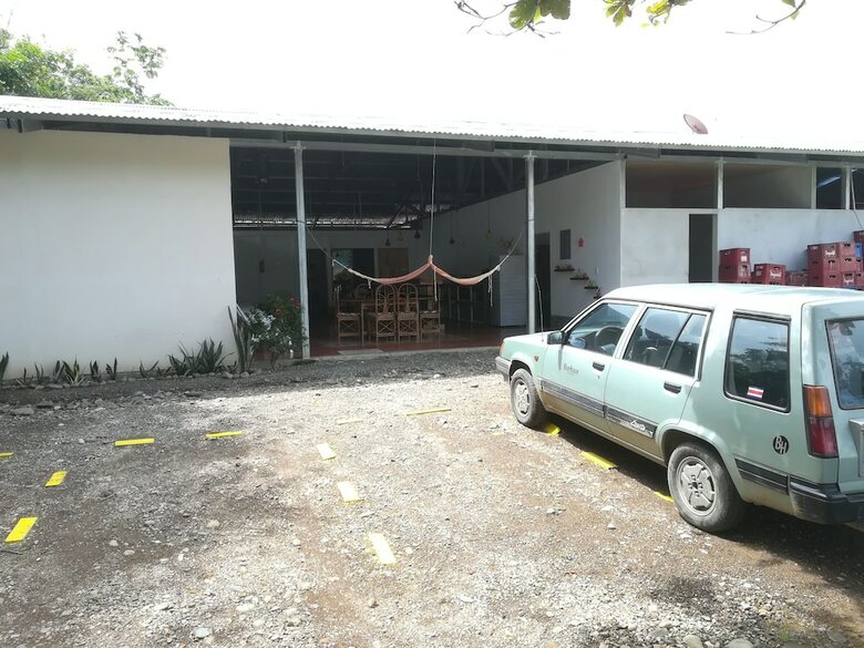 Hostal Blue Sunshine