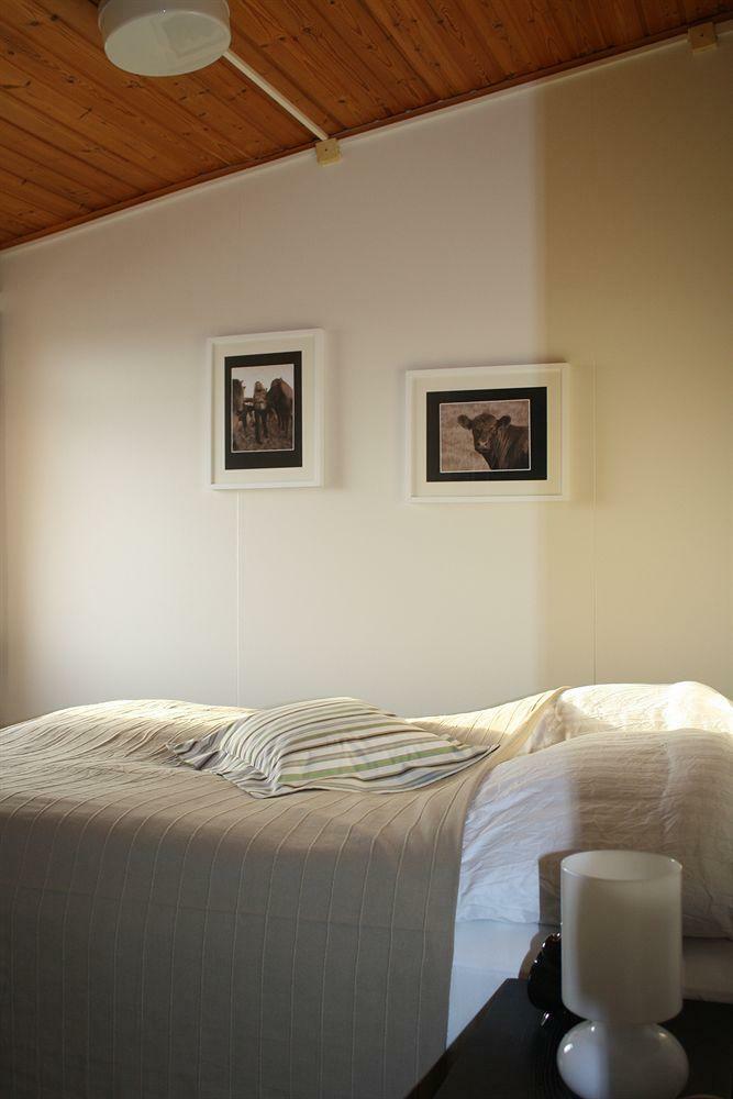 Hotel Vatnsholt - Guest House