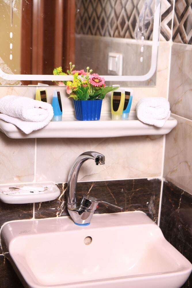 Hostal City Pyramids Inn