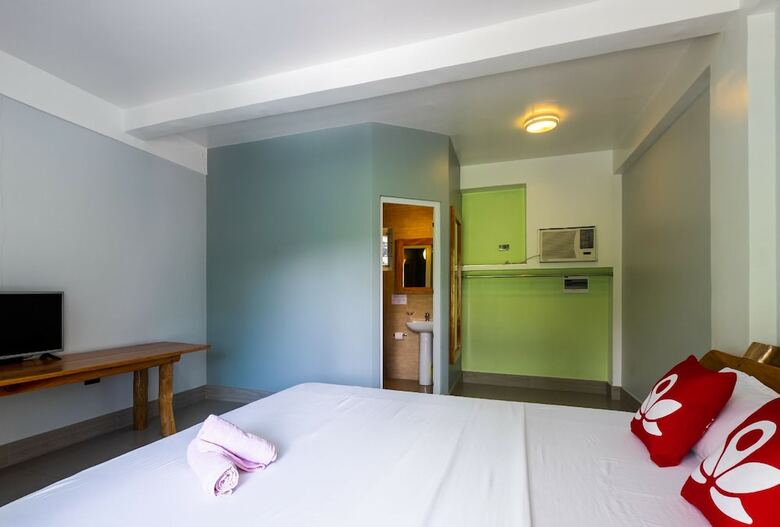 Hotel Zen Rooms Ocp Puerto Galera