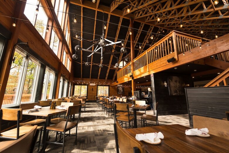 Hotel Camelback Lodge & Aquatopia Indoor Waterpark
