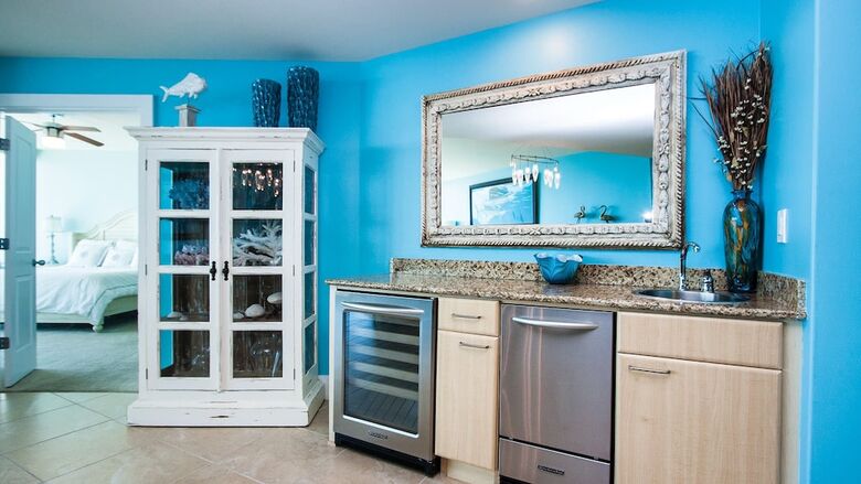 Coastal Condo With Serene Beach Views - Unit Crc0511