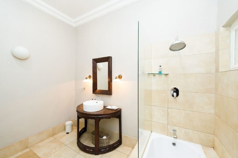 Bed & Breakfast Osborne House - Guest House