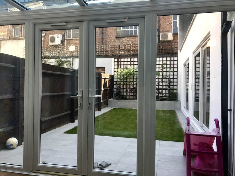 Apartamentos Spacious Flat With Private Patio Right By Kings X Station