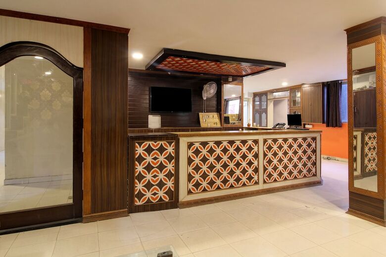 Hotel Oyo 43619 Sahasra Residency