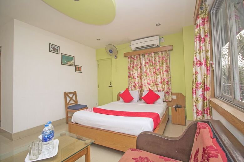 Hotel Oyo 29736 Nandanik Palace