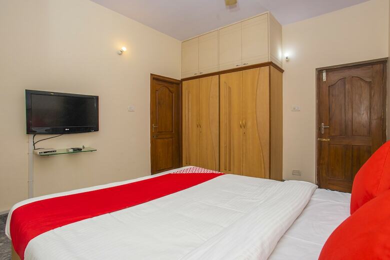 Hotel Oyo 24118 Slv Enterprises