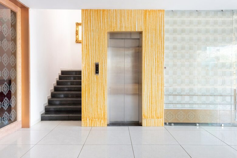Hotel Oyo 40909 Shiv Palace
