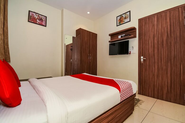 Capital O 41054 Hotel Raj And Restaurant