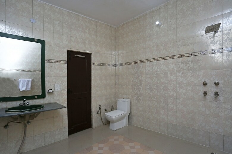 Hotel Oyo 14791 Homeystay Comfort