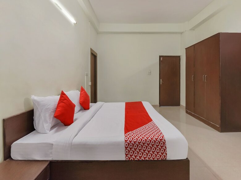 Hotel Oyo Flagship 23306 Shakun Palace