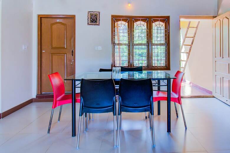 Hotel Oyo Home 22814 Cozy 2bhk