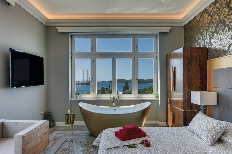 Apartamentos Arena & Seaview Luxurious Residence