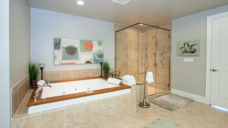 Spacious Four Bedroom With Wrap-around Balcony - Unit Tpd0901