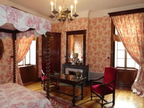 Bed & Breakfast Chateau D'urbilhac