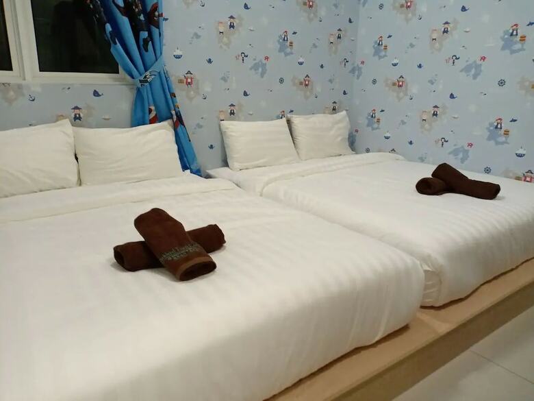 Hotel Bleisure Parkland Homestay